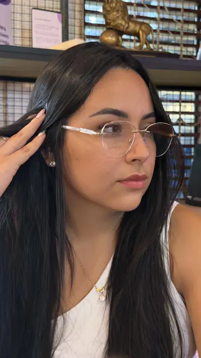 Modelo usando armação Duci Vision — inspiração 1